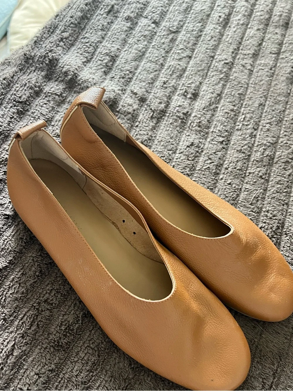 Everlane The Day Flat Camel Leather Ballet Flats Size 6.5